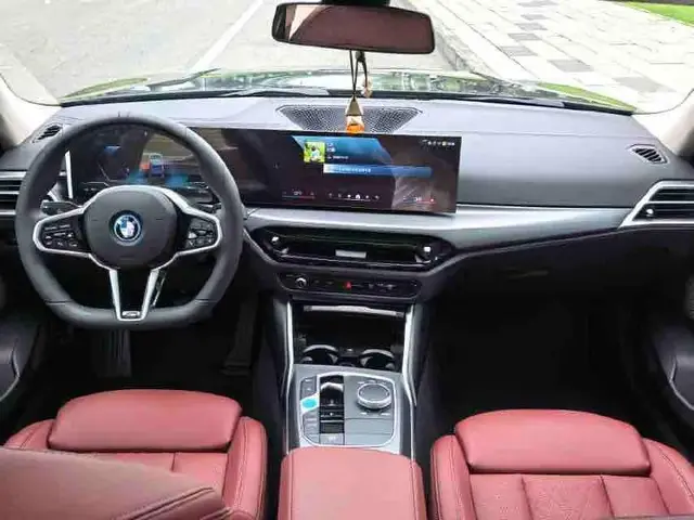 BMW 2025 I3 EDRIVE 35 2025