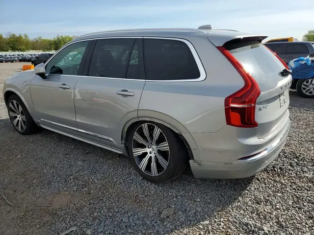 VOLVO XC90 2023