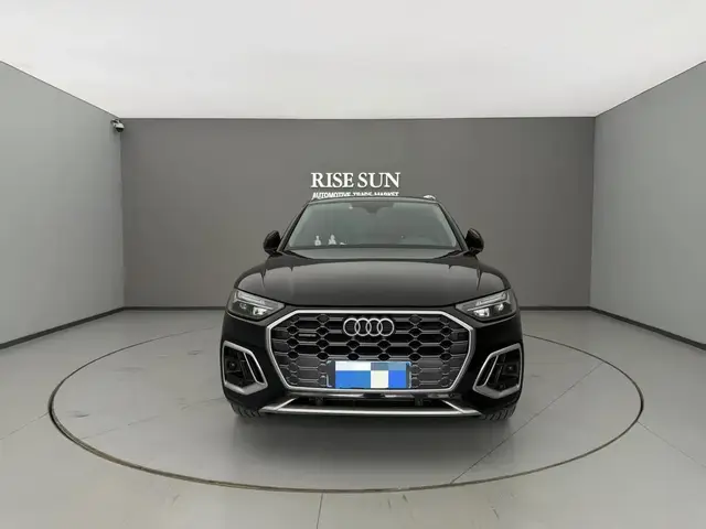 AUDI Q5L 2022
