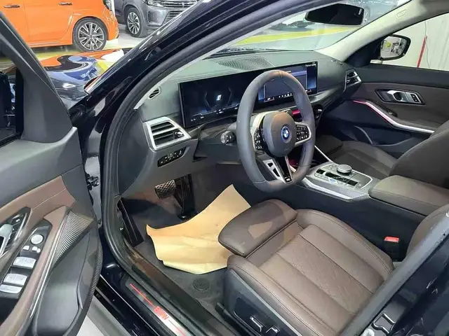 BMW 2025 I3 EDRIVE 40 2025