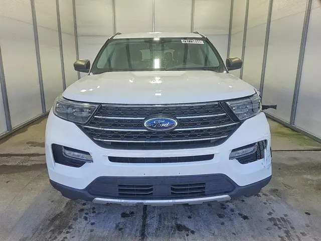 FORD EXPLORER XLT 2022
