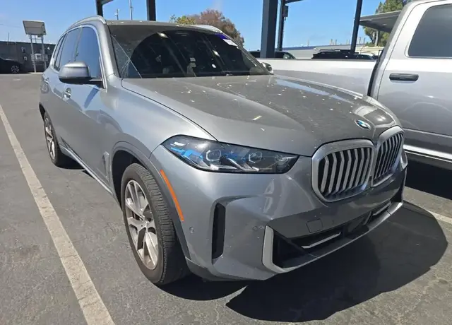BMW X5 SPORTS ACTIVITY VEHICLE 2024