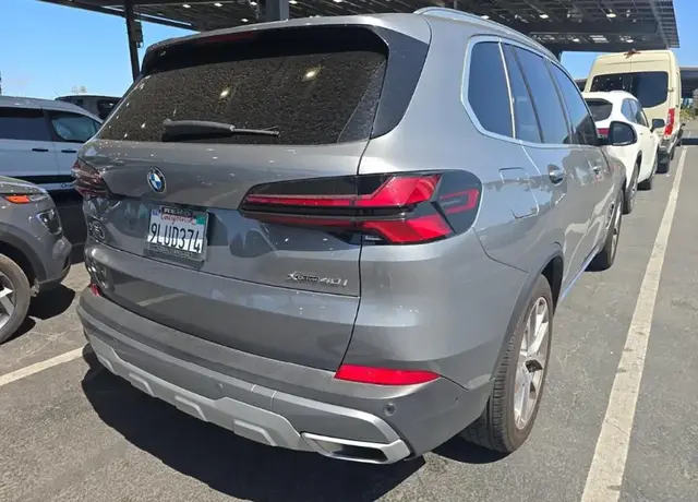 BMW X5 SPORTS ACTIVITY VEHICLE 2024