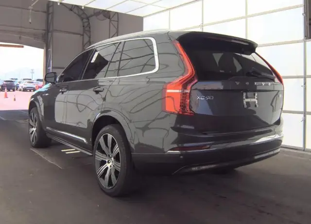 VOLVO XC90 RECHARGE PLUG-IN HYBRID 2022