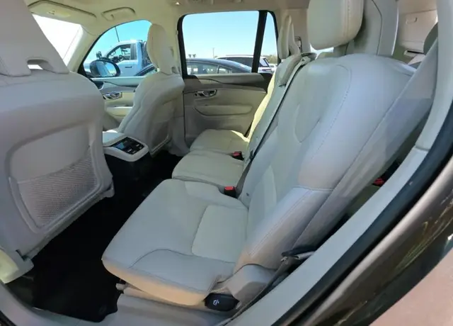 VOLVO XC90 RECHARGE PLUG-IN HYBRID 2022