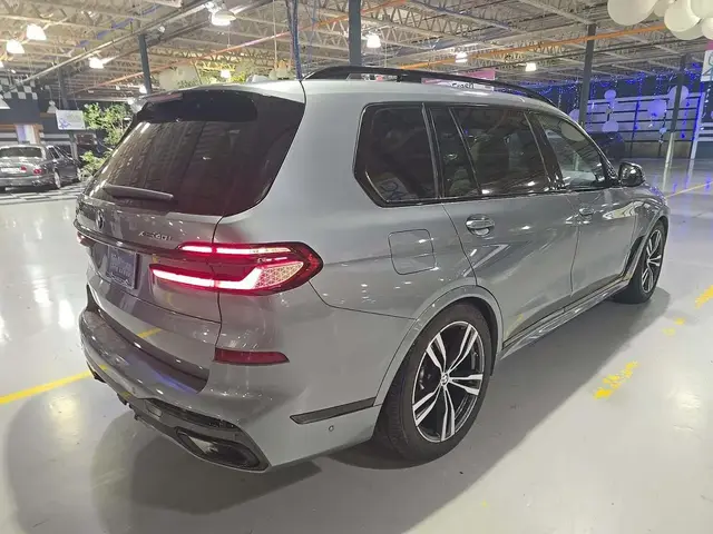 BMW X7 SPORTS ACTIVITY VEHICLE 2023