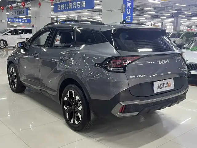 KIA SPORTAGE PREMIUM 2024