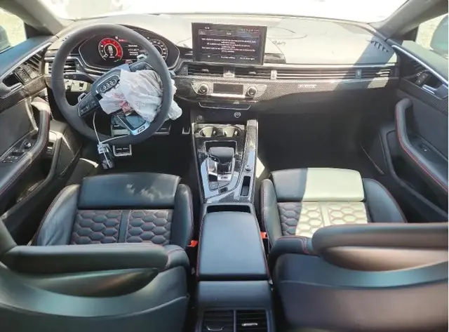 AUDI RS5 2023