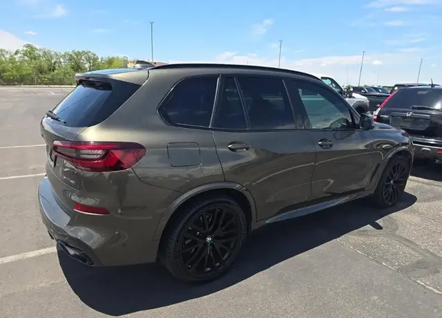 BMW X5 SPORTS ACTIVITY VEHICLE 2022