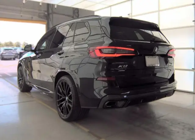 BMW X5 SPORTS ACTIVITY VEHICLE 2021