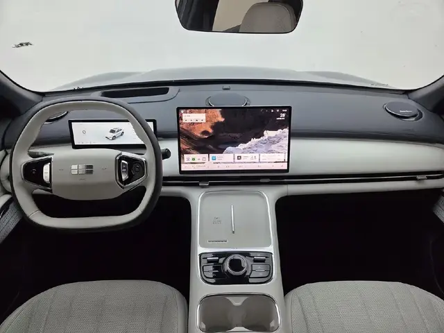 GEELY STARSHIP EM-I STARSHIP 7 EM-I 2025