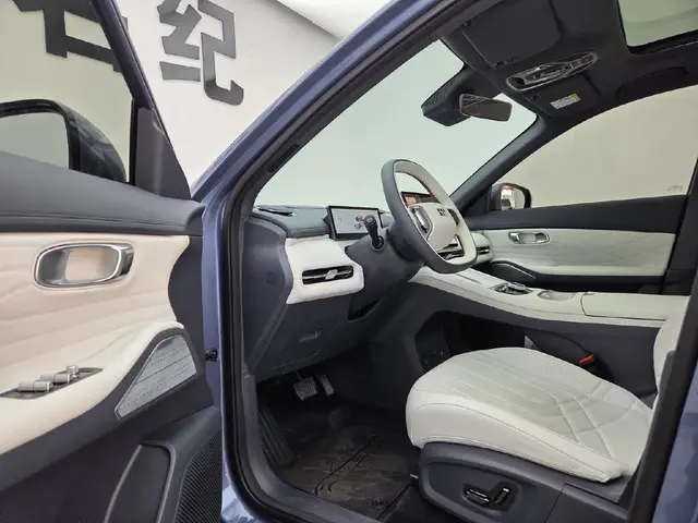 GEELY STARSHIP EM-I STARSHIP 7 EM-I 2025