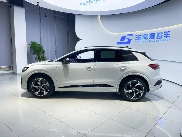 AUDI Q4 E-TRON TRAILBLAZER Q4 E-TRON QUATTRO TRAILBLAZER 2024