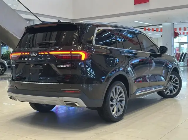 FORD EQUATOR PREMIUM 2023