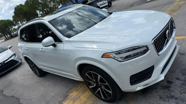 VOLVO XC90 T6 MOMENTUM 7-PASSENGER 2020