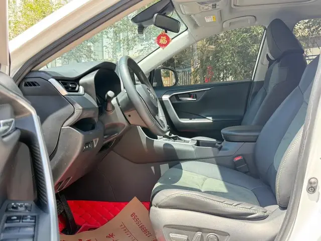 TOYOTA RAV4 2022