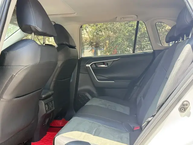 TOYOTA RAV4 2022