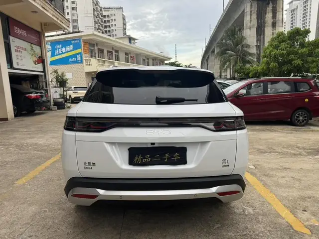 BYD SONG L DM ПРЕДМАКСИМАЛЬНАЯ 2025