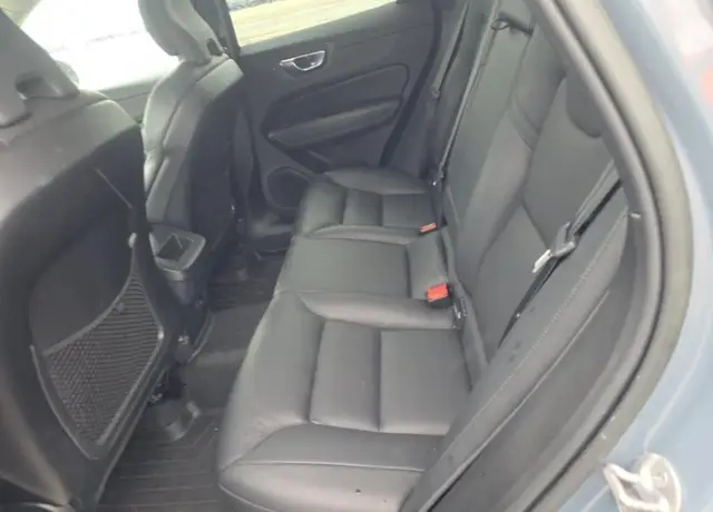 VOLVO XC60 B5 PLUS DARK 2022