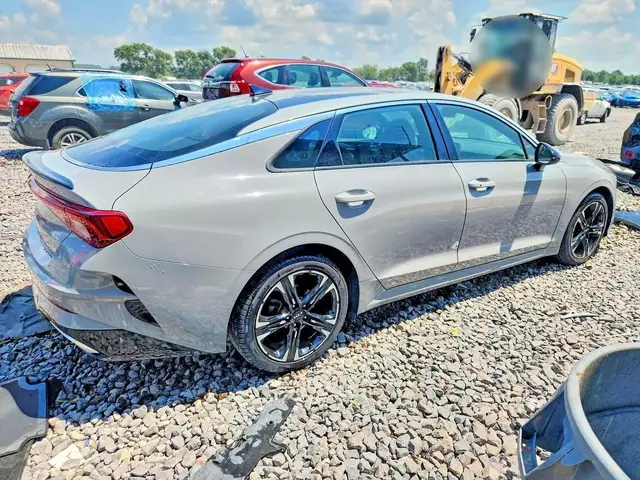 KIA K5 GT LINE 2025