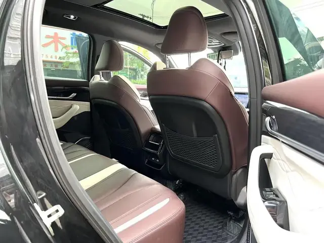 GEELY XINGYUE L 2024