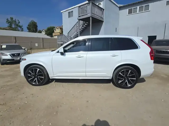 VOLVO XC90 T6 MOMENTUM 6-PASSENGER 2019