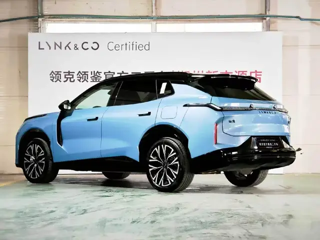 LYNK & CO 08 EM-P 2026