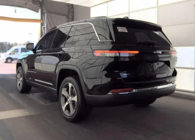 JEEP GRAND CHEROKEE 4XE 2023