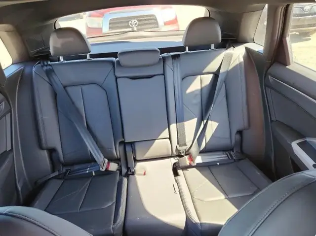 AUDI Q3 PREMIUM 2024
