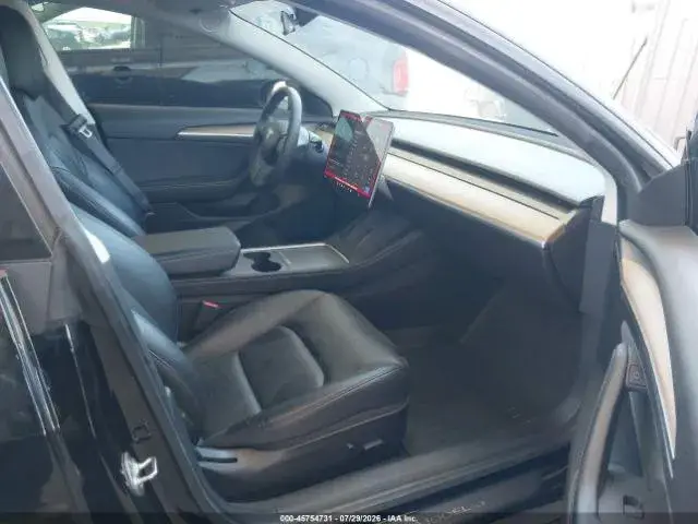 TESLA MODEL 3 STANDARD RANGE 2021
