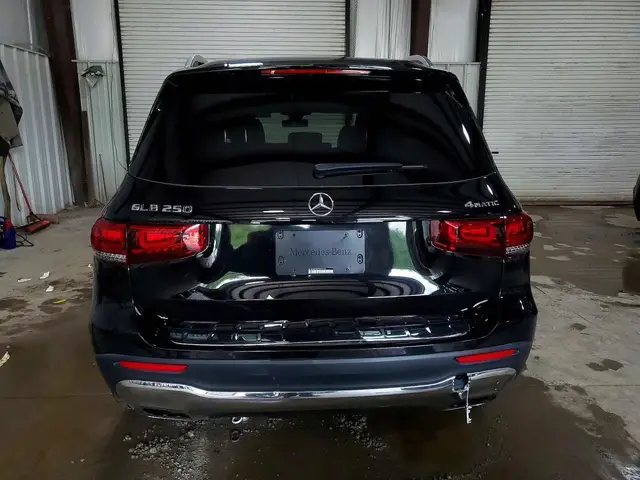 MERCEDES-BENZ GLB 250 4MATIC 2023
