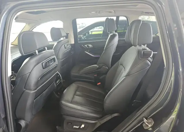 BMW X7 SPORTS ACTIVITY VEHICLE 2022