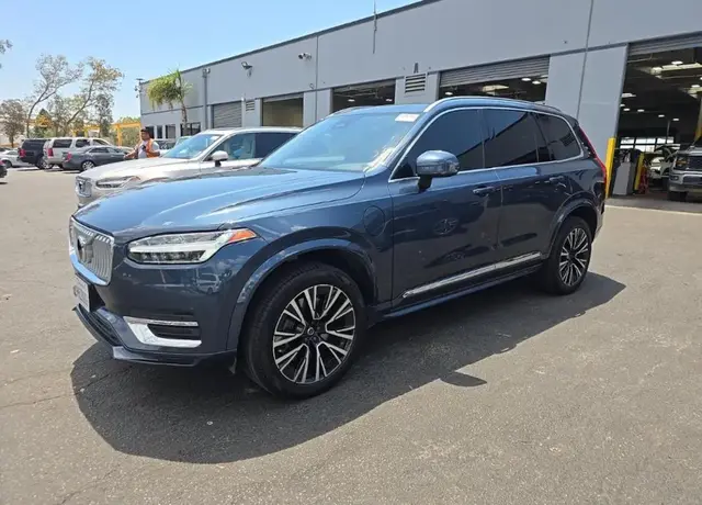 VOLVO XC90 RECHARGE PLUG-IN HYBRID 2023