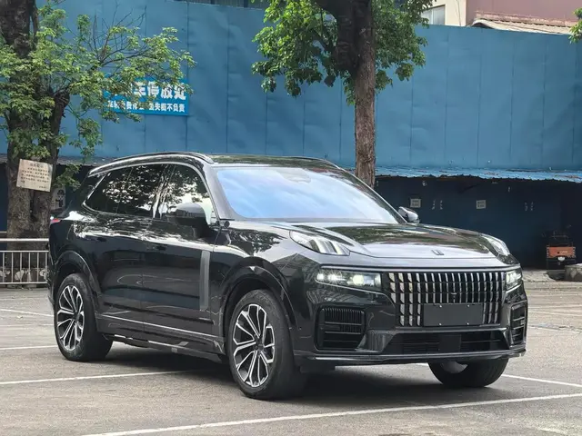 LYNK & CO 09 EM-P 2023