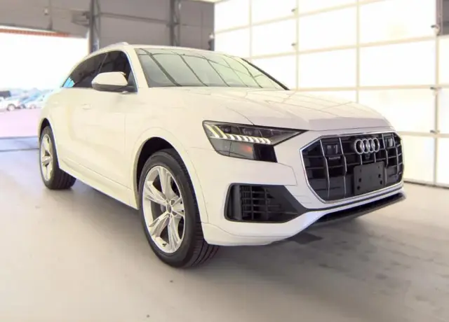 AUDI Q8 PREMIUM 2023