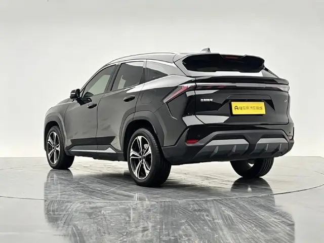 GEELY L7 2023