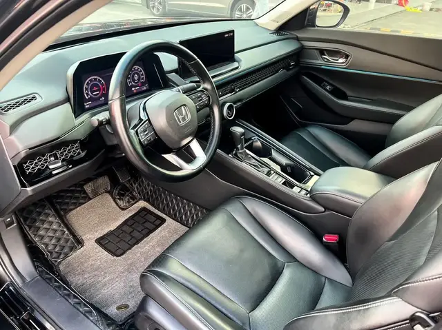 HONDA ACCORD PREMIUM 2023