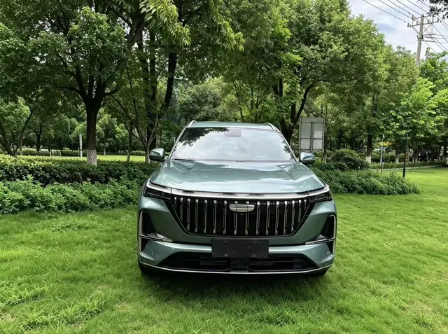 GEELY BOYUE L ПРЕДМАКСИМАЛЬНАЯ 2025