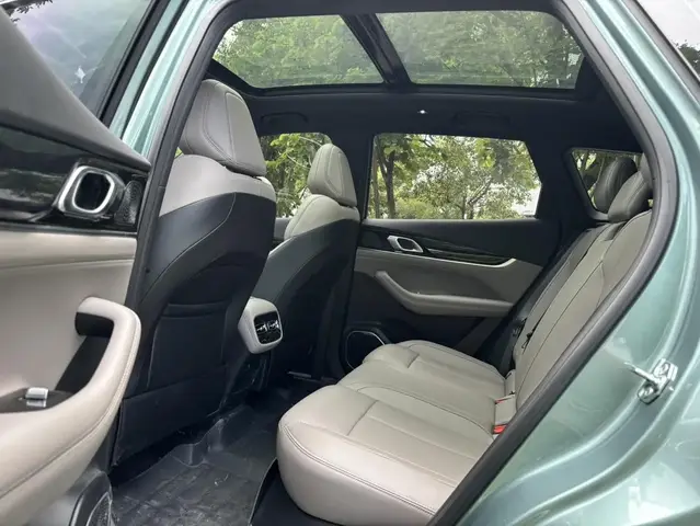 GEELY BOYUE L ПРЕДМАКСИМАЛЬНАЯ 2025