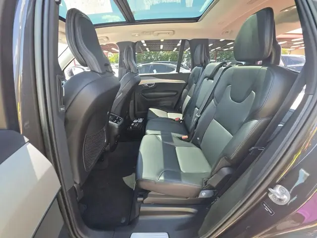 VOLVO XC90 B5 CORE 7-PASSENGER 2022