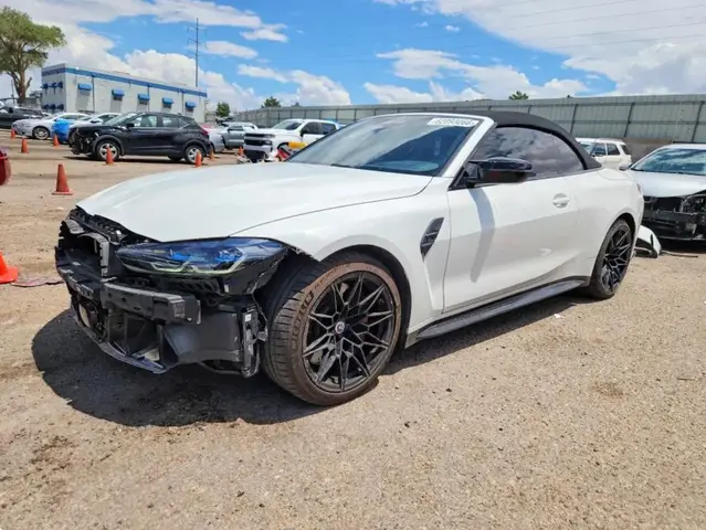 BMW M4 COMPETITION 2022
