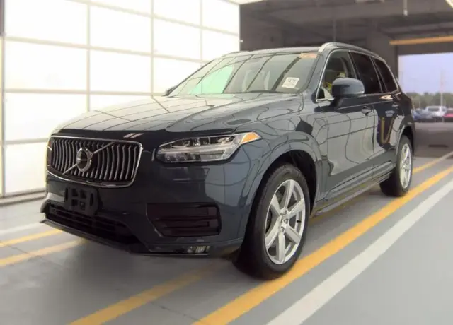 VOLVO XC90 T5 MOMENTUM 7-PASSENGER 2022
