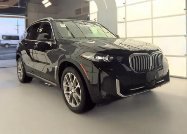 BMW X5 SPORTS ACTIVITY VEHICLE 2023