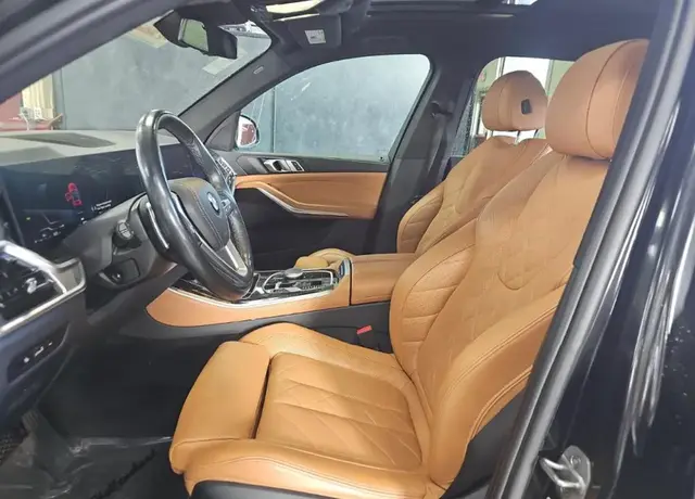 BMW X5 SPORTS ACTIVITY VEHICLE 2023