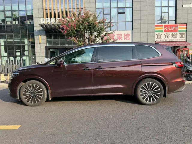 VOLKSWAGEN VILORAN 380TSI PREMIUM 2022