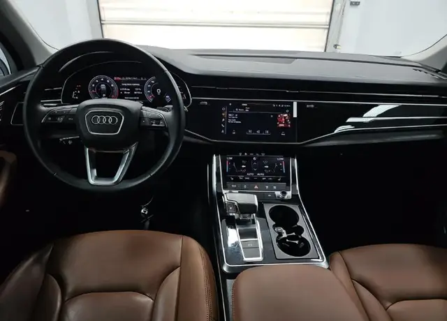 AUDI Q7 PREMIUM 2023
