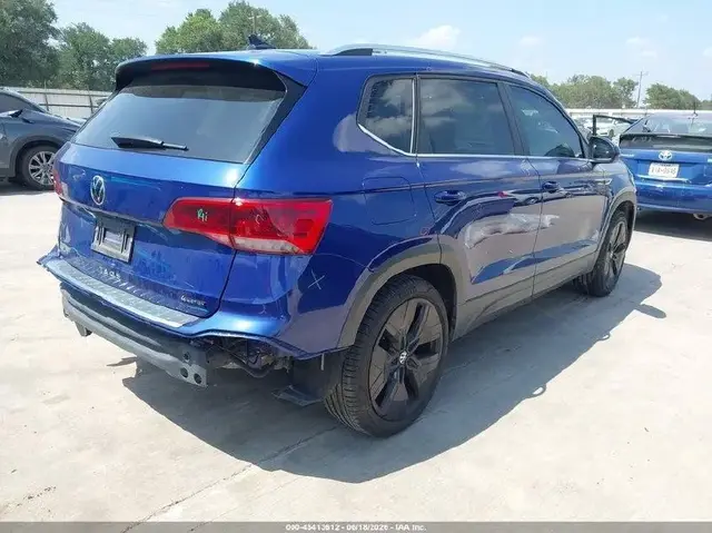 VOLKSWAGEN TAOS SEL 2023