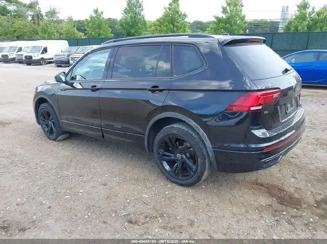 VOLKSWAGEN TIGUAN SE 2024