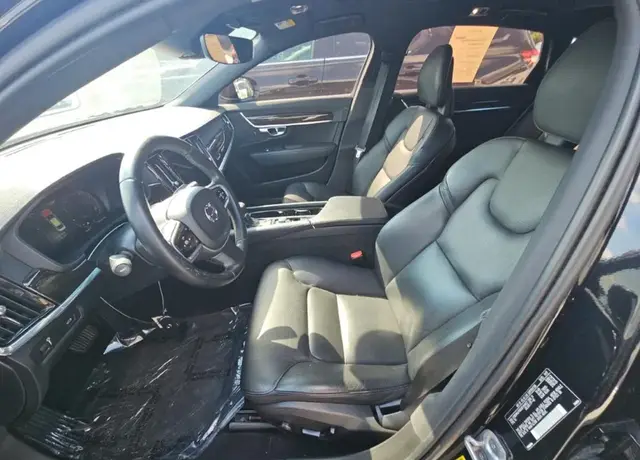 VOLVO S90 T6 MOMENTUM 2017