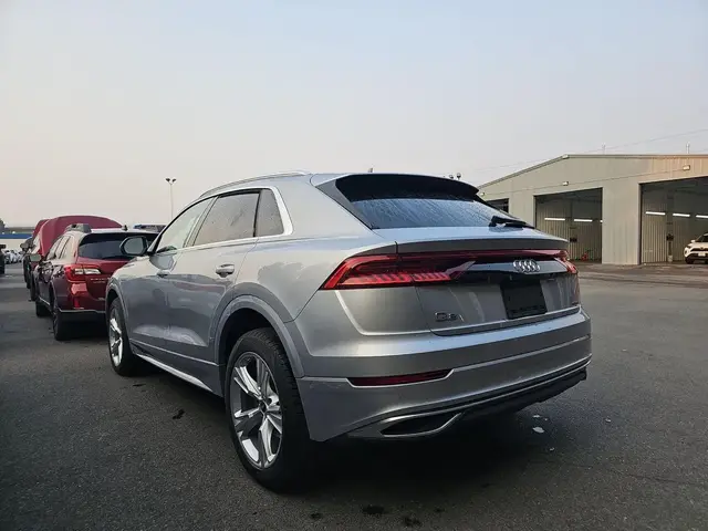 AUDI Q8 PREMIUM 2022